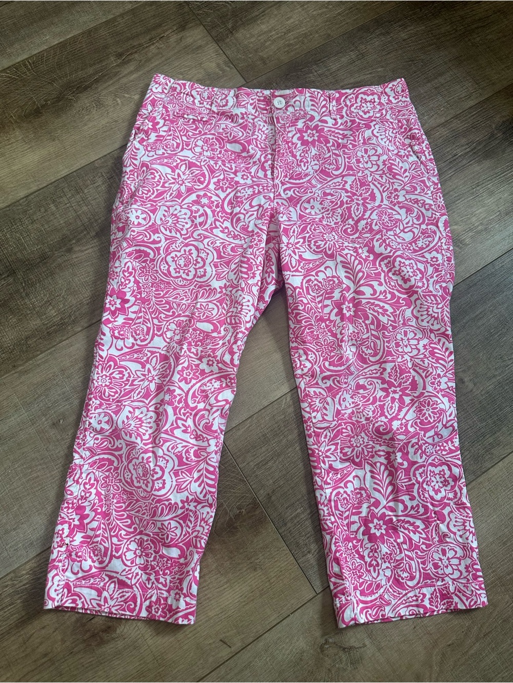 Women’s Pink Floral Print Capri Pants
